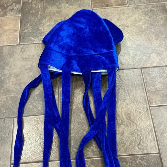 💎2/$18💎  Blue Squid Hat - Picture 4 of 4